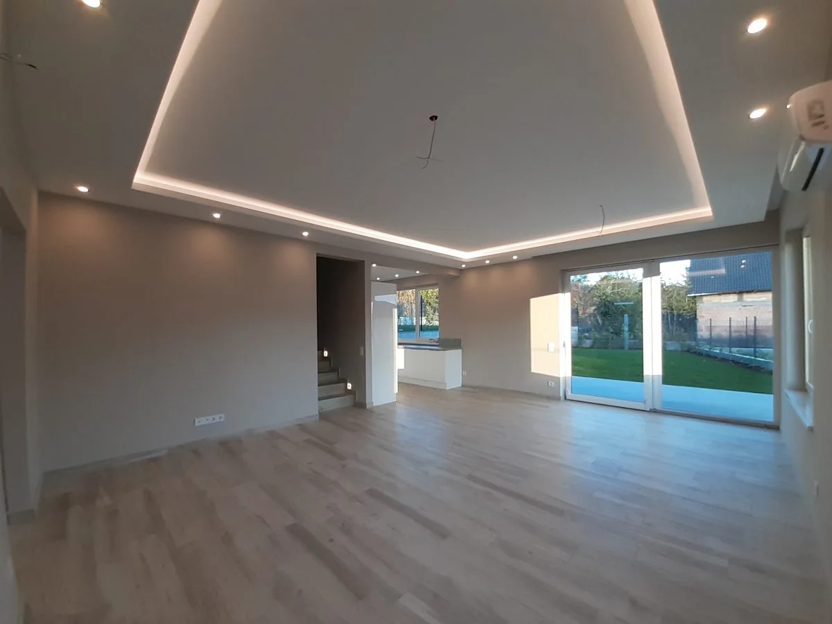 Tarhos Street Homes — 2