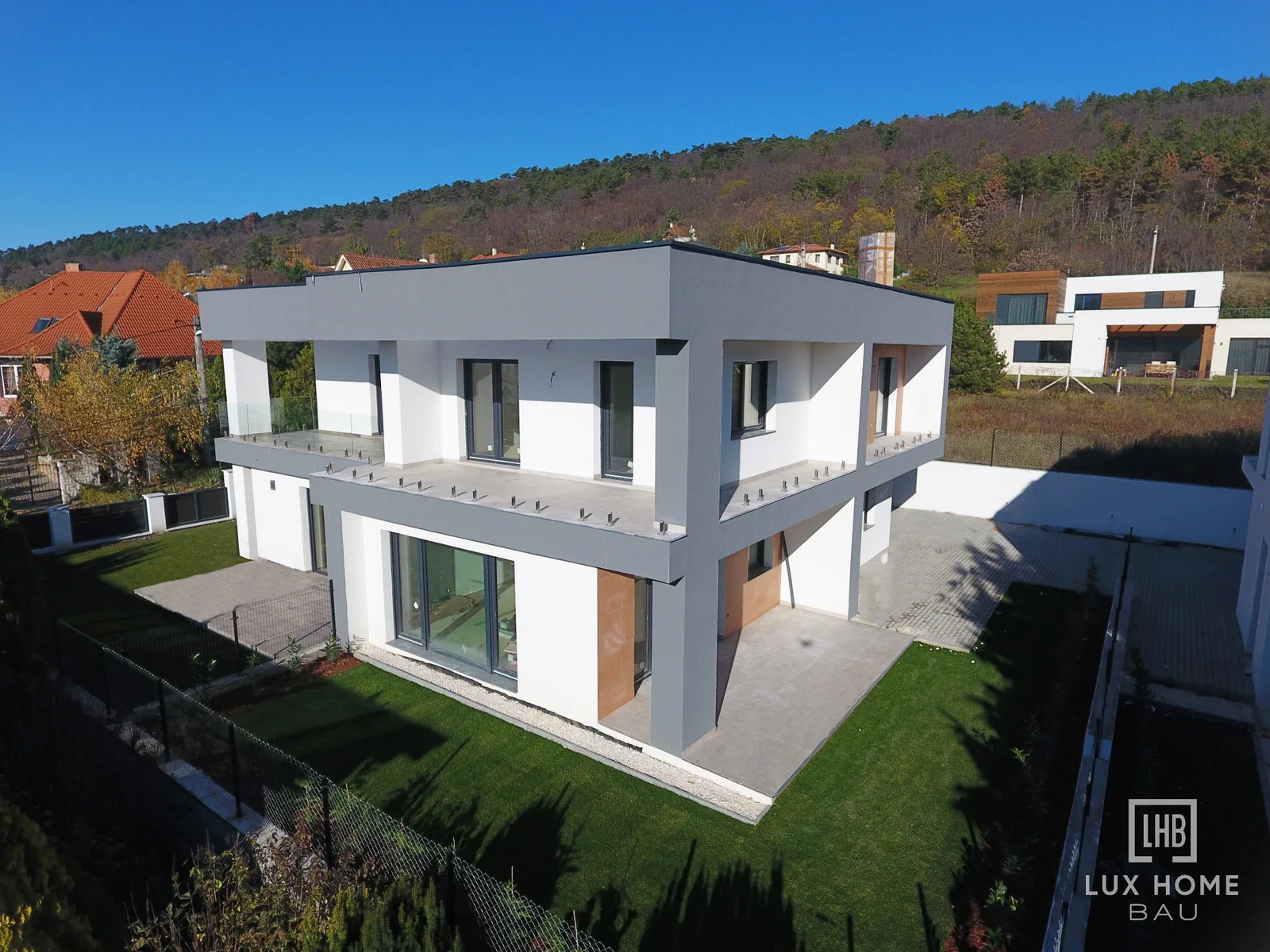 Hajlékos Street Homes — 5